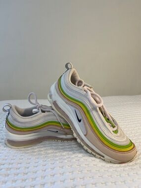 Nike Women’s Air Max 97’ shoes - “feel love” 💕